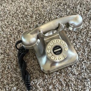 RETRO BRUSHED SILVER
GRAND VINTAGE FLASH PHONE